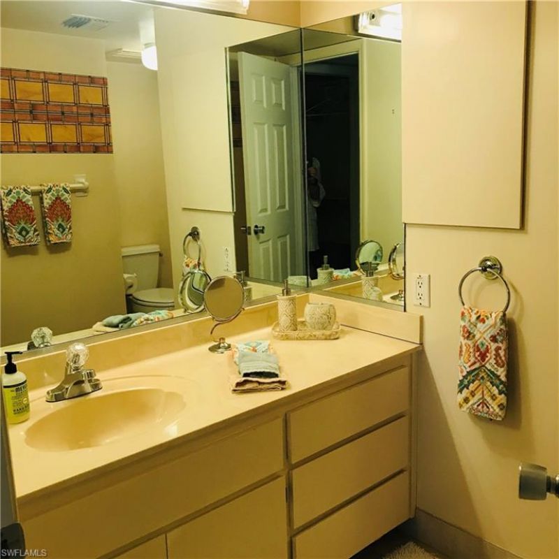 1200 Gulf Shore Blvd N, Unit 404, Naples, FL 34102 Photo