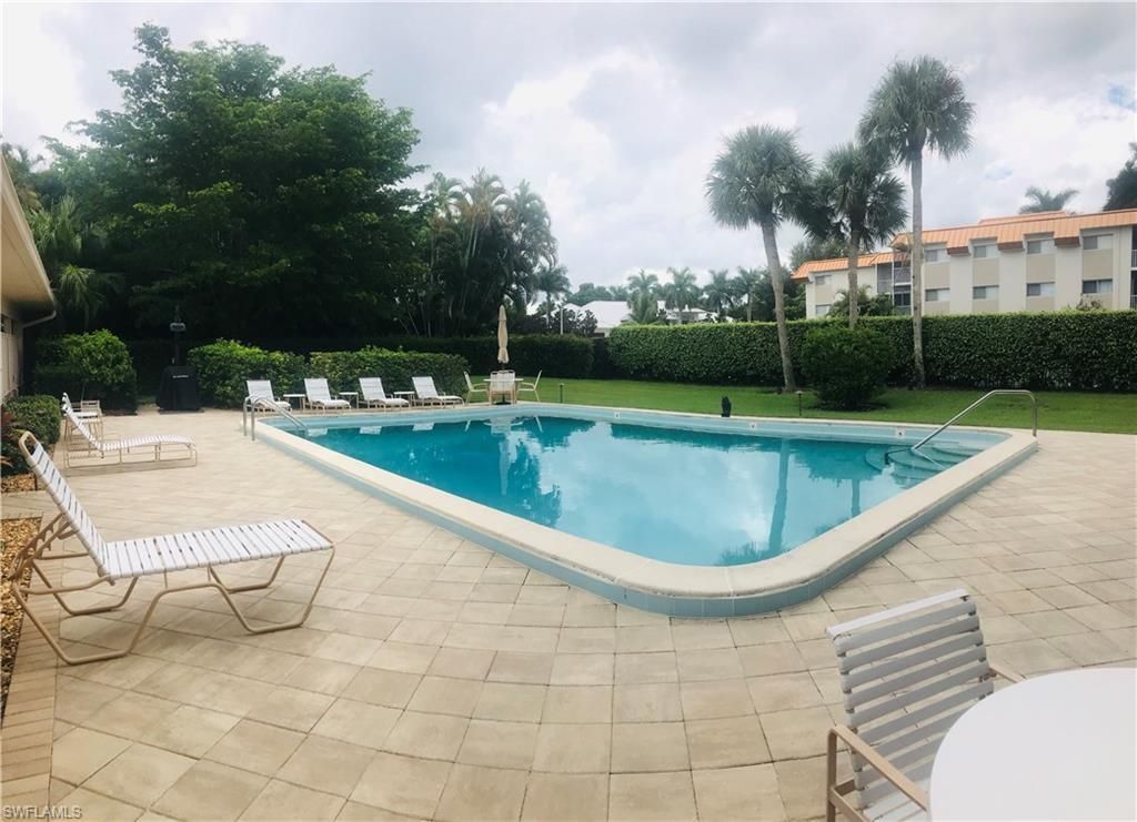 1200 Gulf Shore Blvd N, Unit 404, Naples, FL 34102 Photo