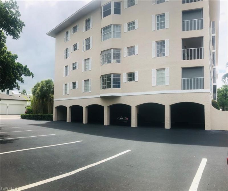 1200 Gulf Shore Blvd N, Unit 404, Naples, FL 34102 Photo