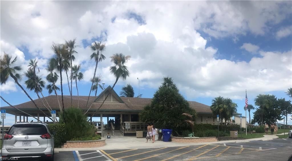 1200 Gulf Shore Blvd N, Unit 404, Naples, FL 34102 Photo