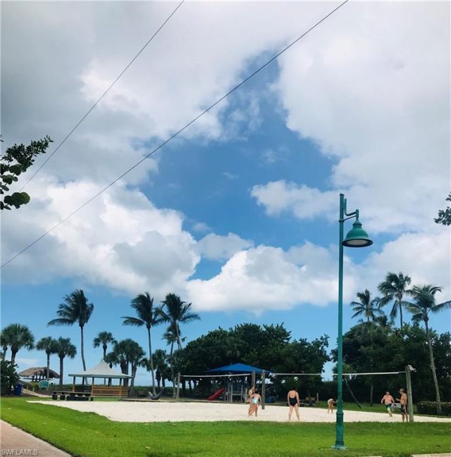 1200 Gulf Shore Blvd N, Unit 404, Naples, FL 34102 Photo