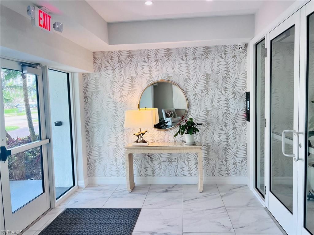 1200 Gulf Shore Blvd N, Unit 404, Naples, FL 34102 Photo