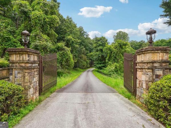 504 BAYBERRY CROSSING Drive, Gainesville, GA 30501