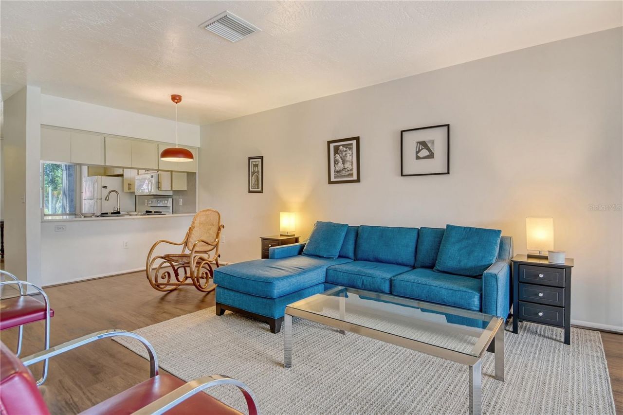 2124 Tamiami Trail N, Unit 103, Sarasota, FL 34234 Photo