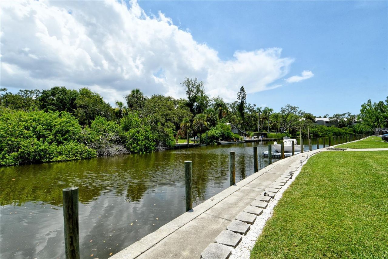 2124 Tamiami Trail N, Unit 103, Sarasota, FL 34234 Photo