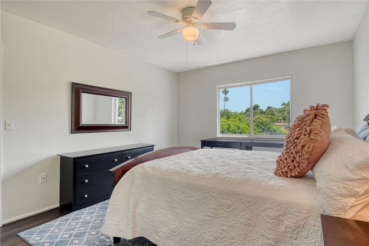 2124 Tamiami Trail N, Unit 103, Sarasota, FL 34234 Photo