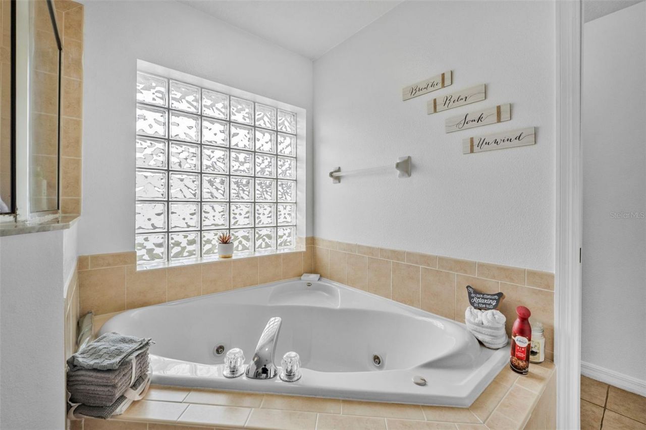 973 Radford Drive, Deltona, FL 32738 Photo