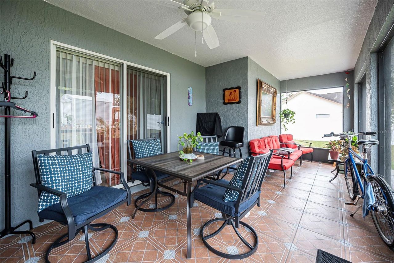 973 Radford Drive, Deltona, FL 32738 Photo