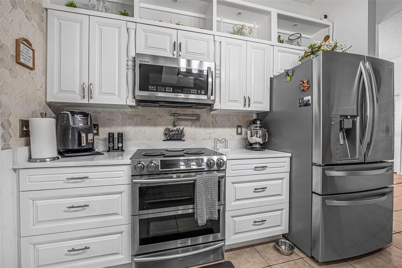 973 Radford Drive, Deltona, FL 32738 Photo