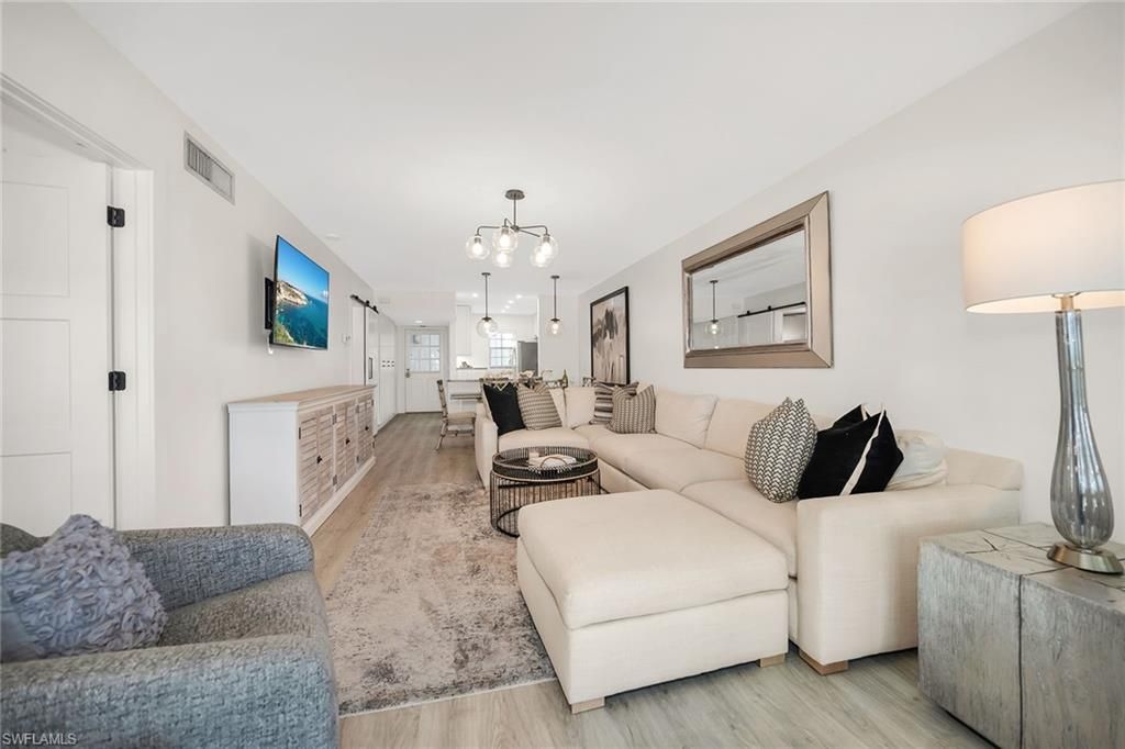 290 Banyan Blvd, Unit 290, Naples, FL 34102 Photo