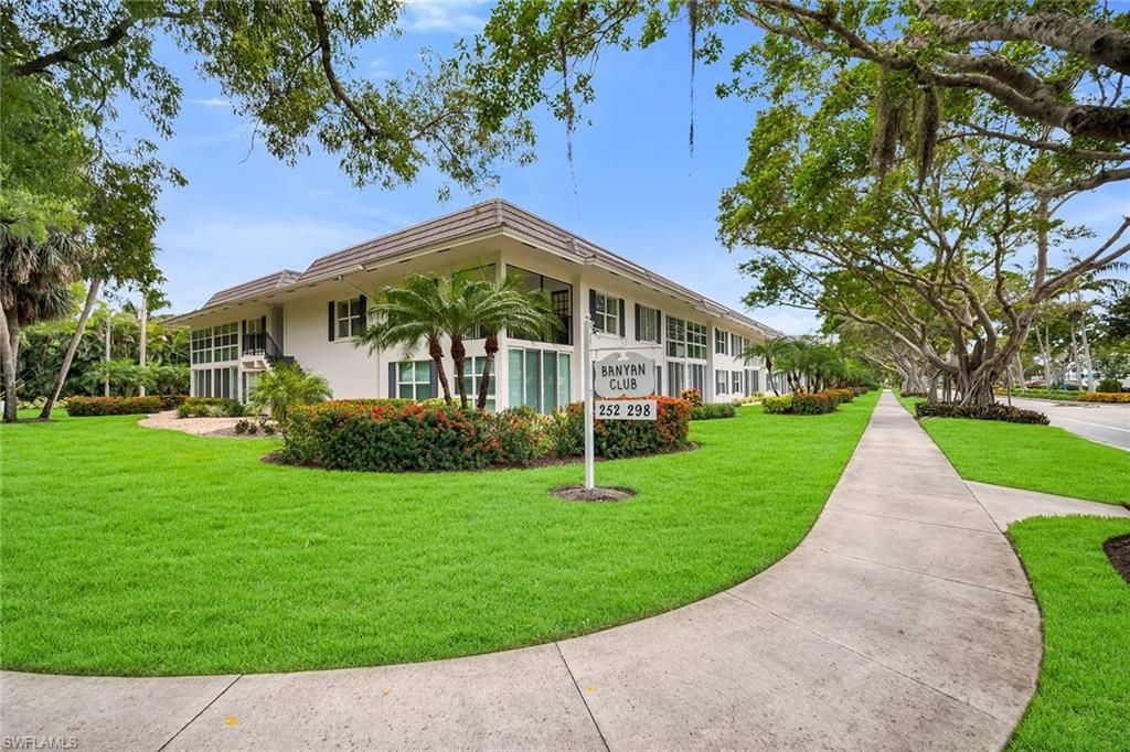 290 Banyan Blvd, Unit 290, Naples, FL 34102 Photo