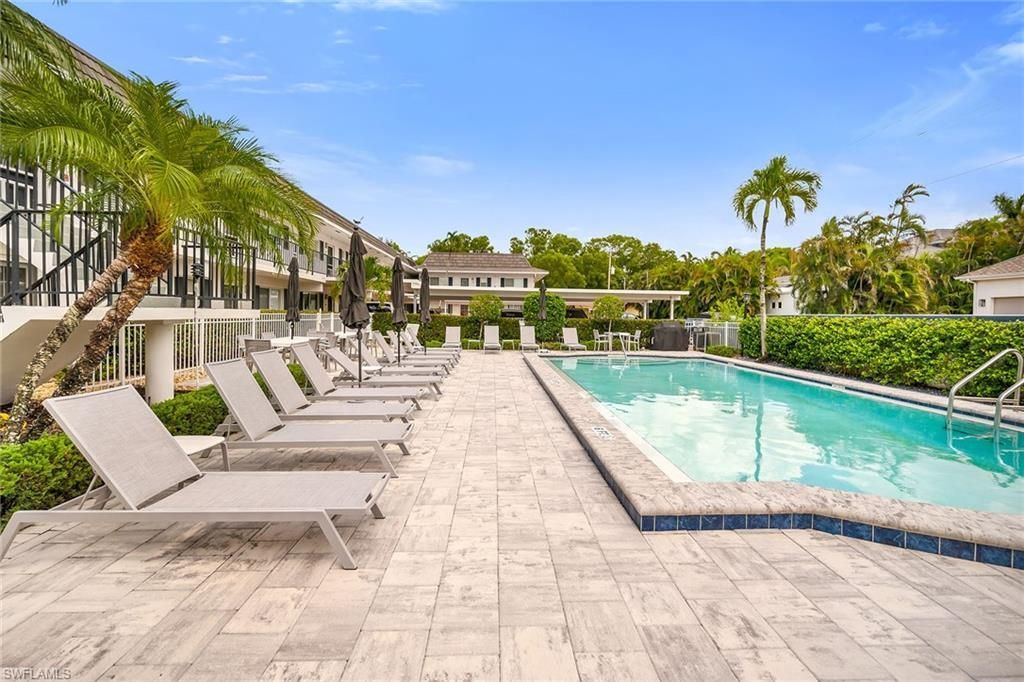 290 Banyan Blvd, Unit 290, Naples, FL 34102 Photo