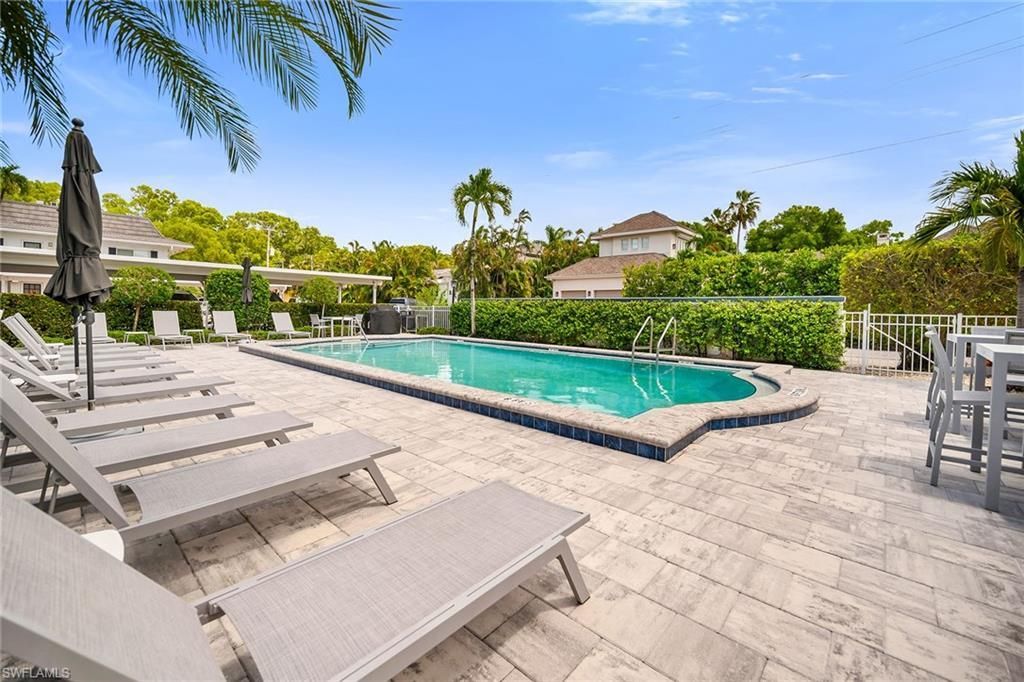 290 Banyan Blvd, Unit 290, Naples, FL 34102 Photo