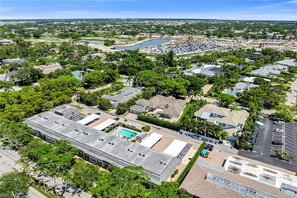 290 Banyan Blvd, Unit 290, Naples, FL 34102 Photo