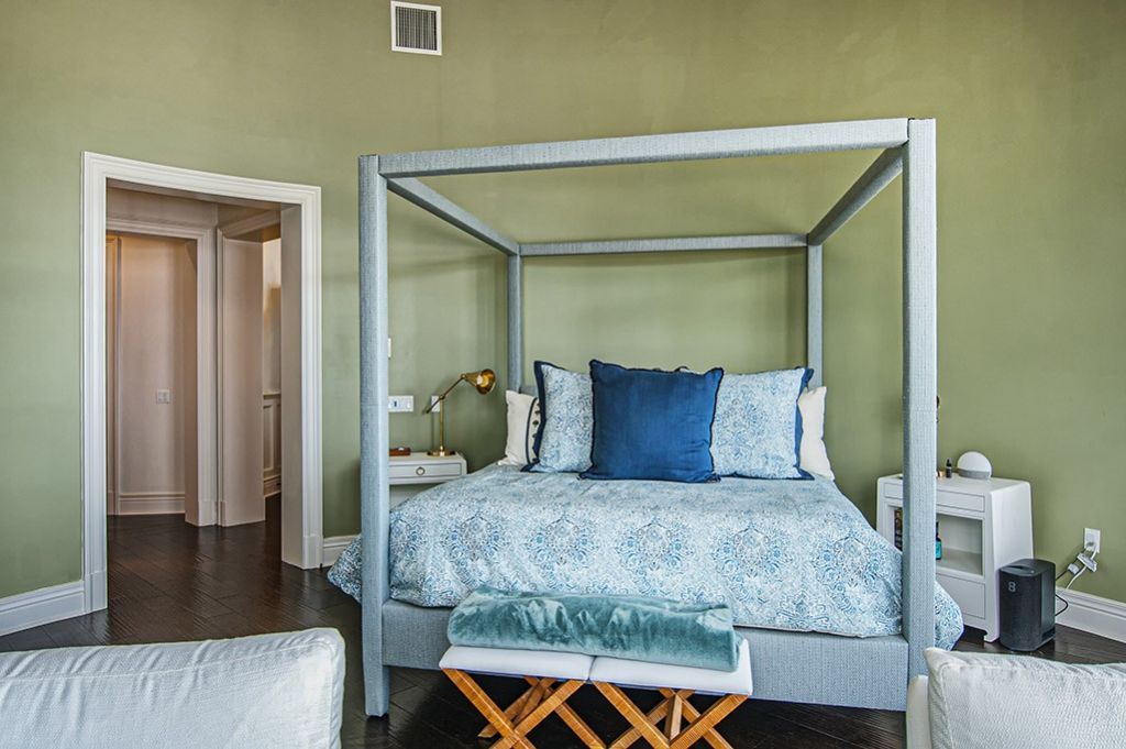 1010 Easter Lily Lane, Unit 204, Vero Beach, FL 32963 Photo