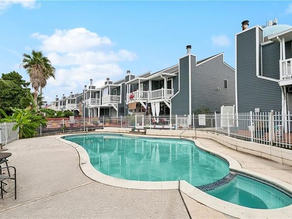 200 MARINA Drive, Unit B, Slidell, LA 70458