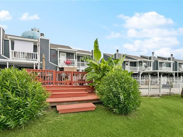 200 MARINA Drive, Unit B, Slidell, LA 70458