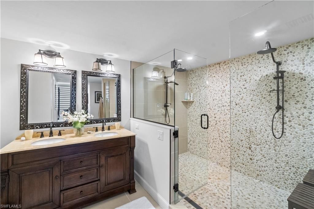 4031 Gulf Shore Blvd N, Unit 25, Naples, FL 34103 Photo