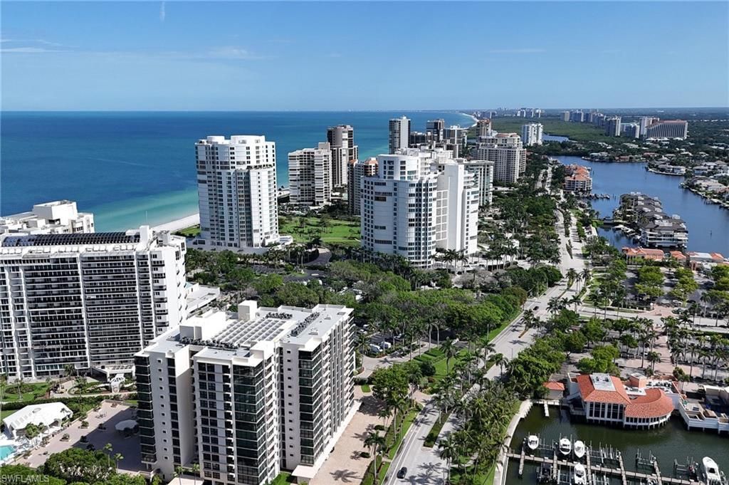 4031 Gulf Shore Blvd N, Unit 25, Naples, FL 34103 Photo