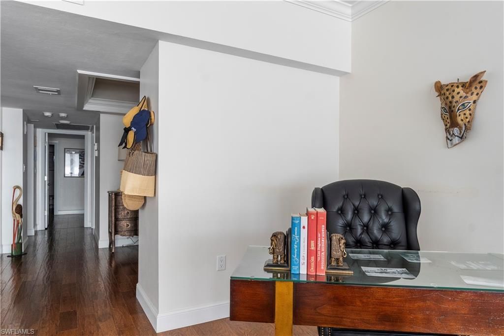 4031 Gulf Shore Blvd N, Unit 25, Naples, FL 34103 Photo