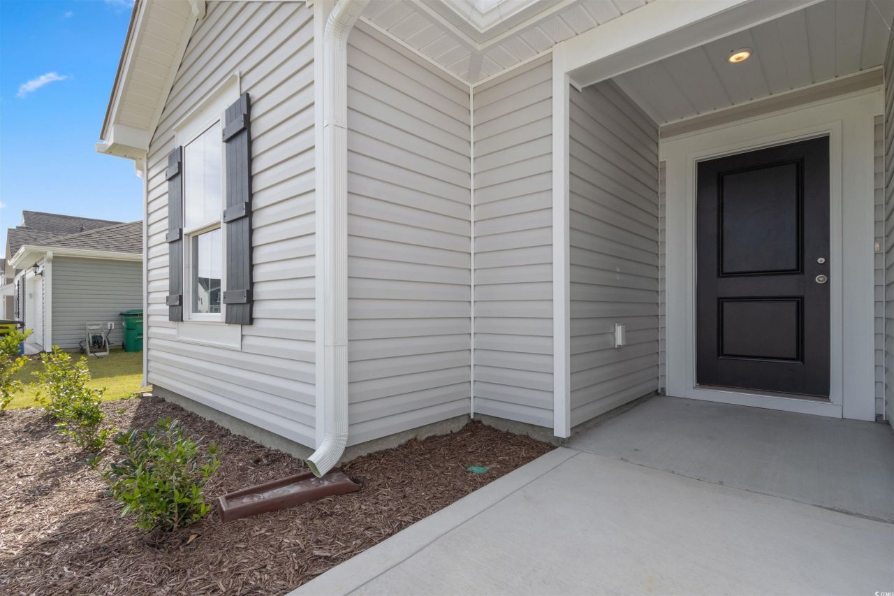 32 Cape Point Dr. Photo 6