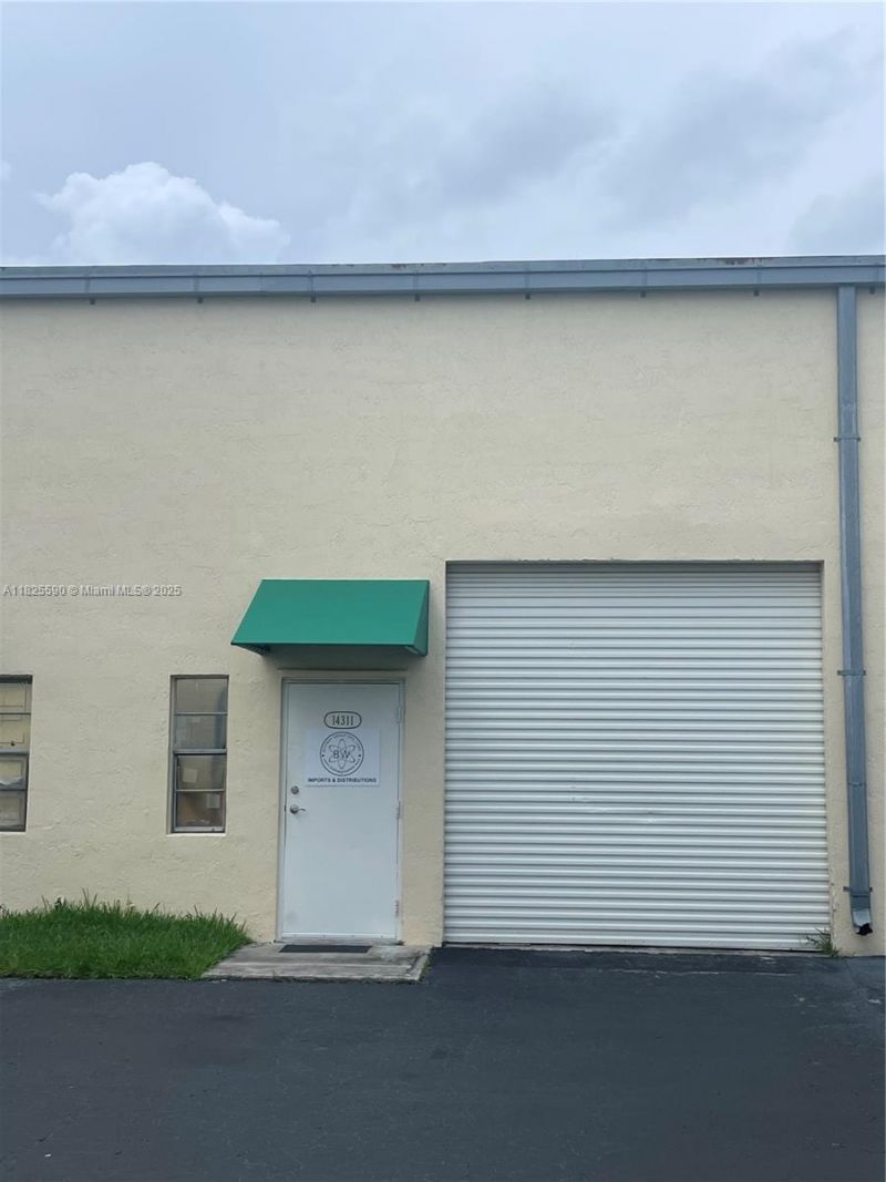 14311 SW 142nd St, Miami, FL 33186 Photo