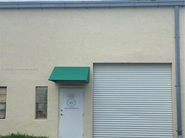 14311 SW 142nd St, Miami, FL 33186