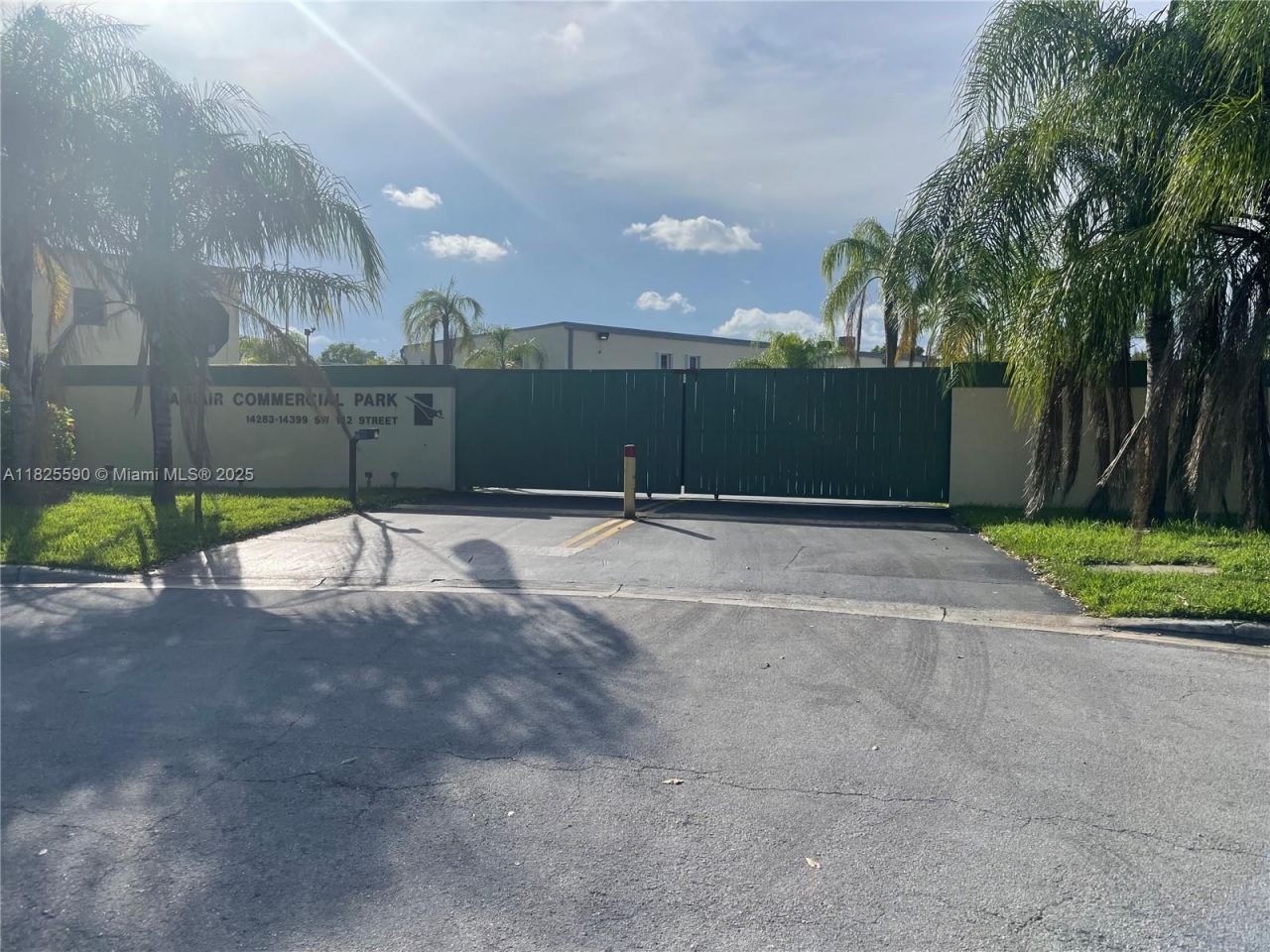 14311 SW 142nd St, Miami, FL 33186 Photo