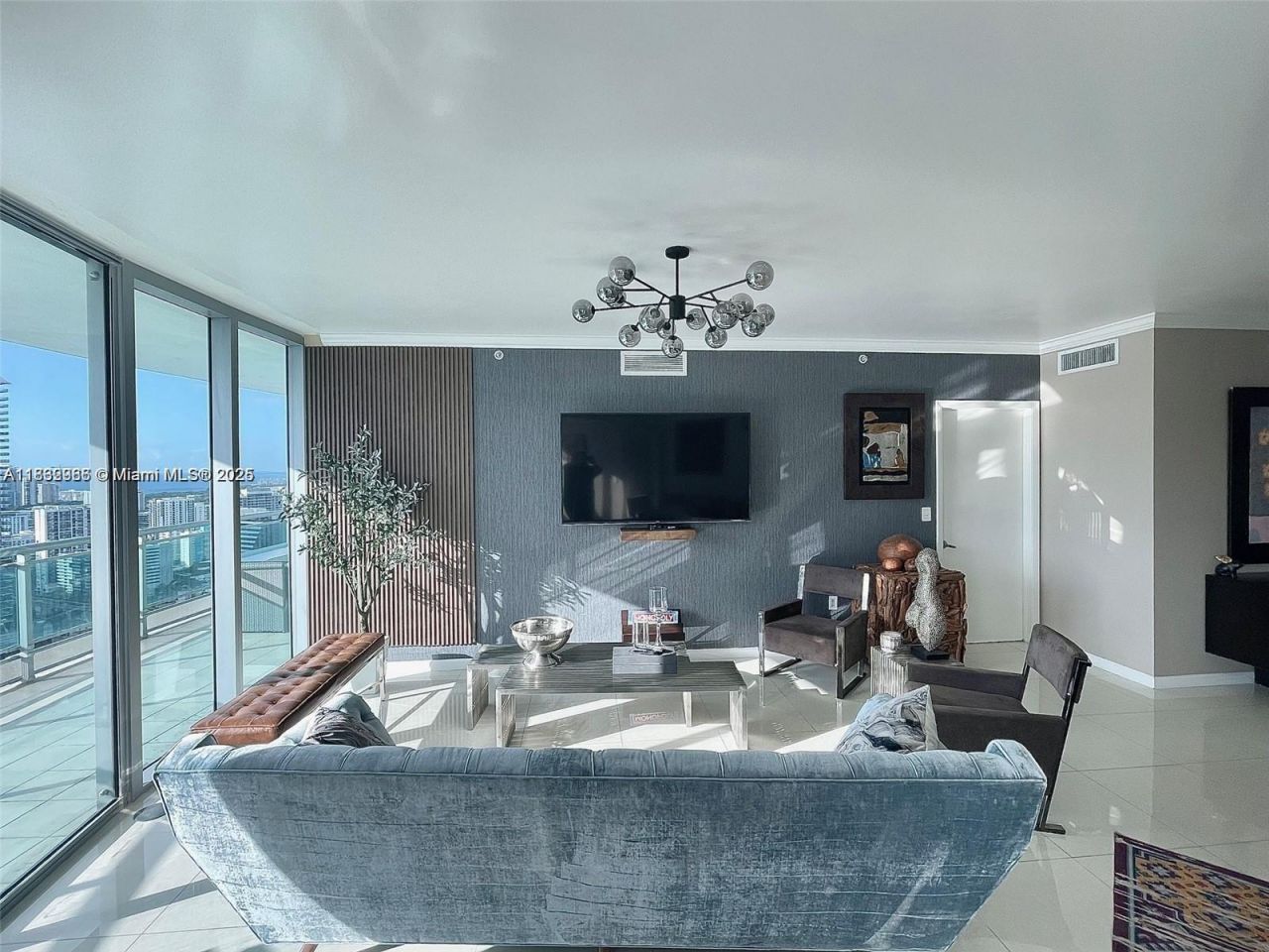 350 S Miami Ave, Unit 3602, Miami, FL 33130 Photo