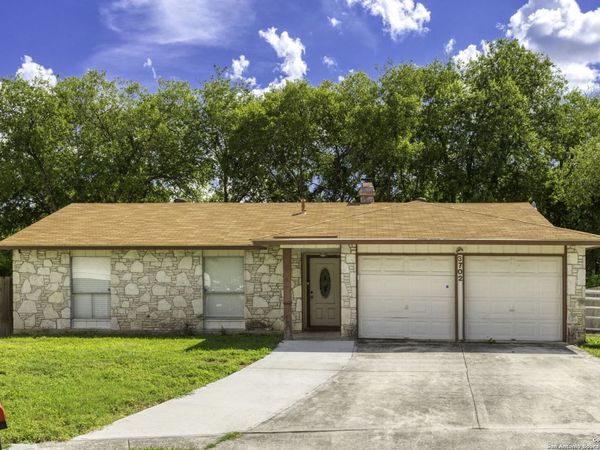 3702 Pipers Field, San Antonio, TX 78251