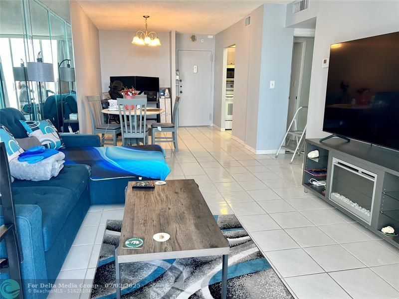 111 Briny Avenue, Unit 2106, Pompano Beach, FL 33062 Photo