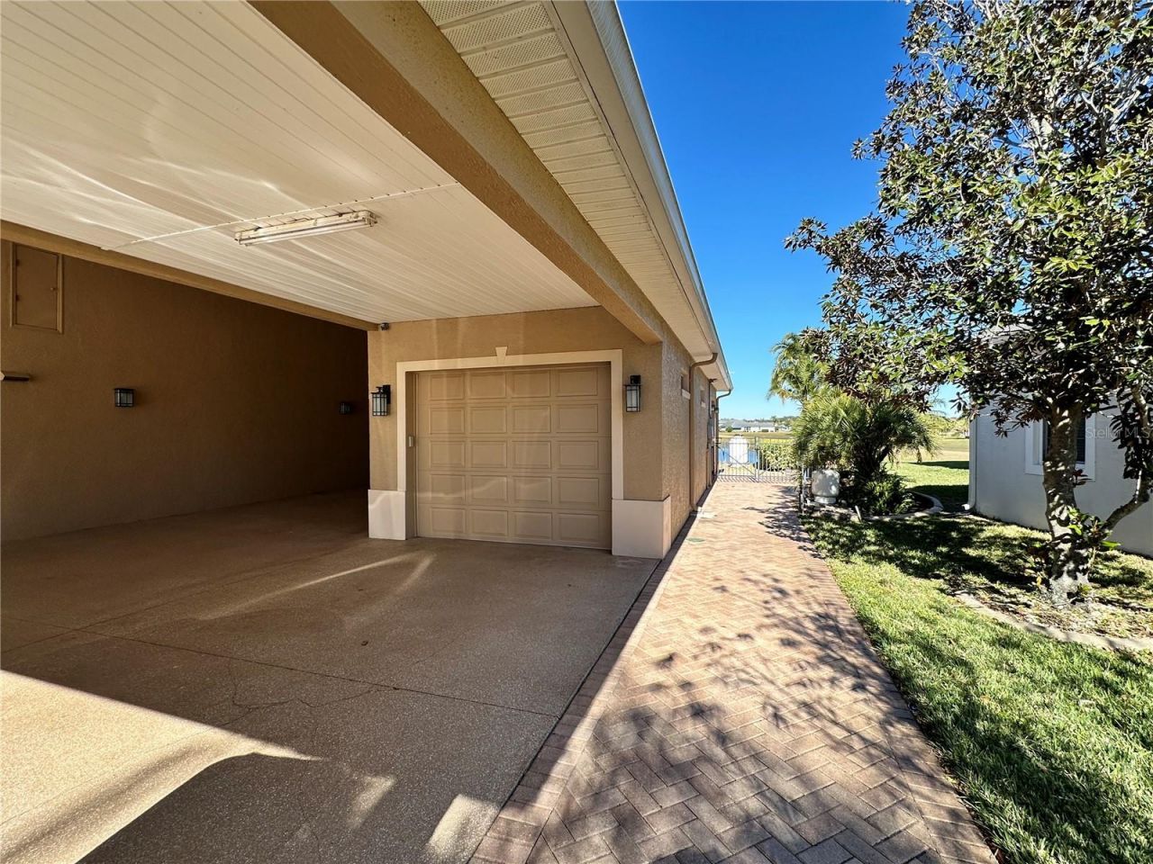 1015 Crossroads Drive, Polk City, FL 33868 Photo