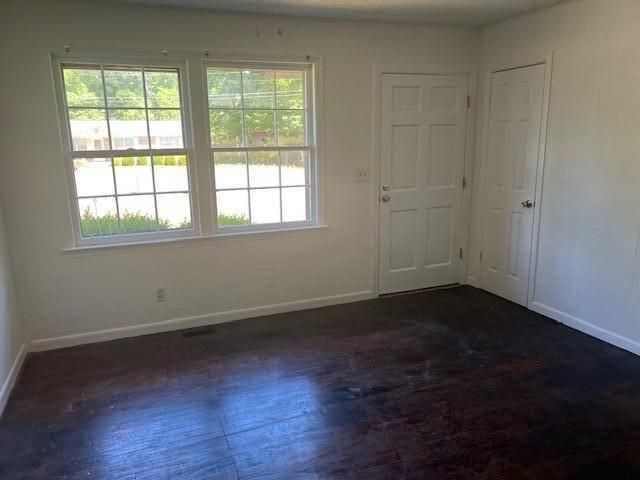 136 Highland Park Circle Photo 12