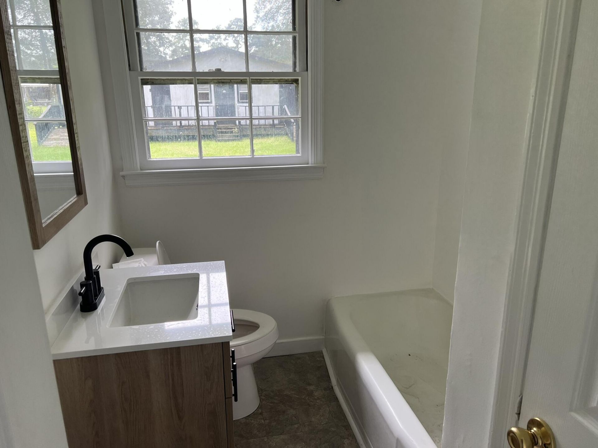 136 Highland Park Circle Photo 9