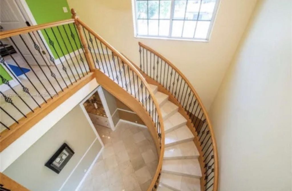 423 NE 3rd Street, Pompano Beach, FL 33060 Photo