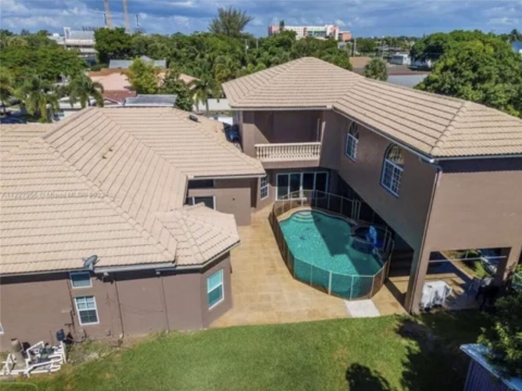 423 NE 3rd Street, Pompano Beach, FL 33060 Photo