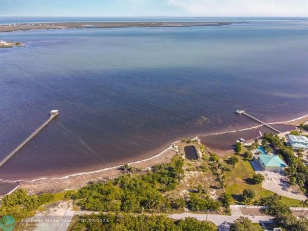 1261 Avenue A, Big Pine Key, FL 33043