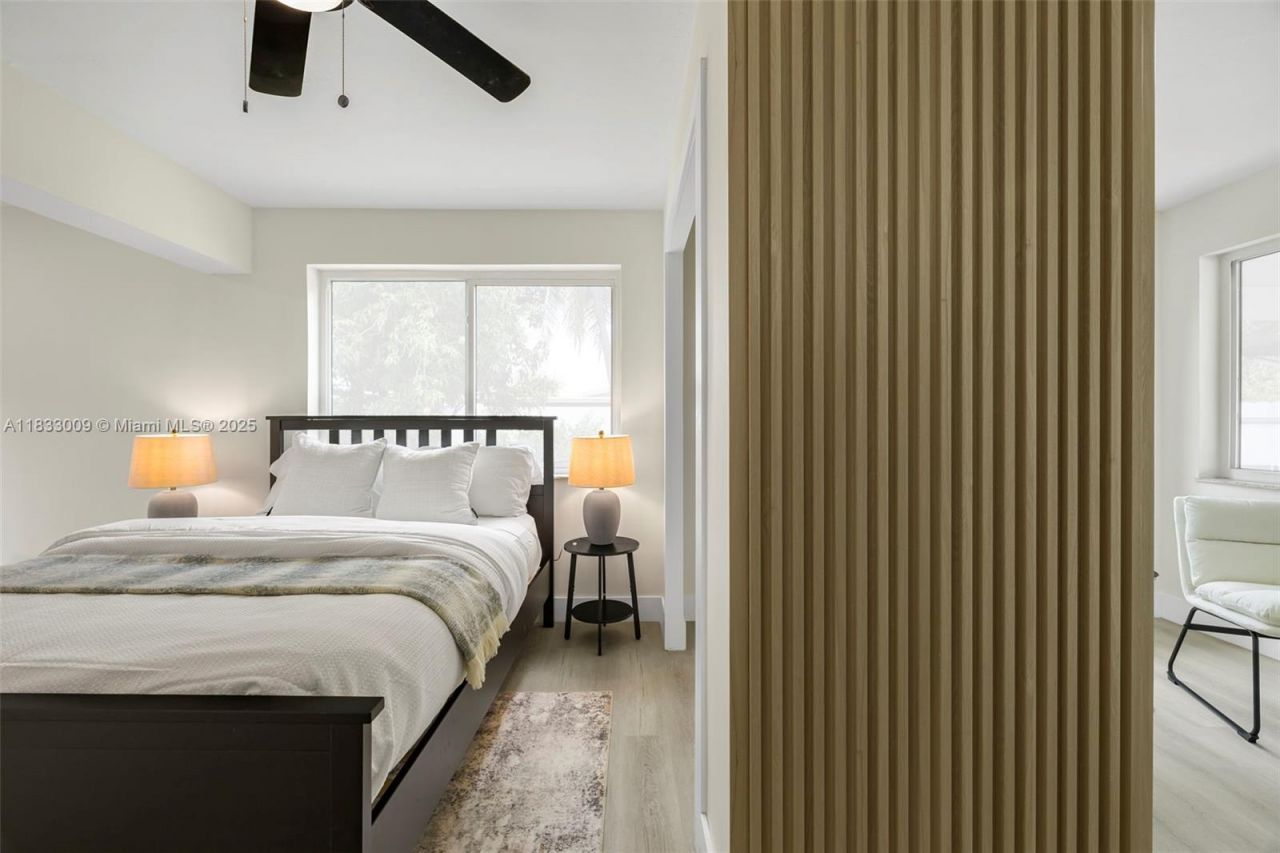 1232 NW 32nd Pl, Miami, FL 33125 Photo