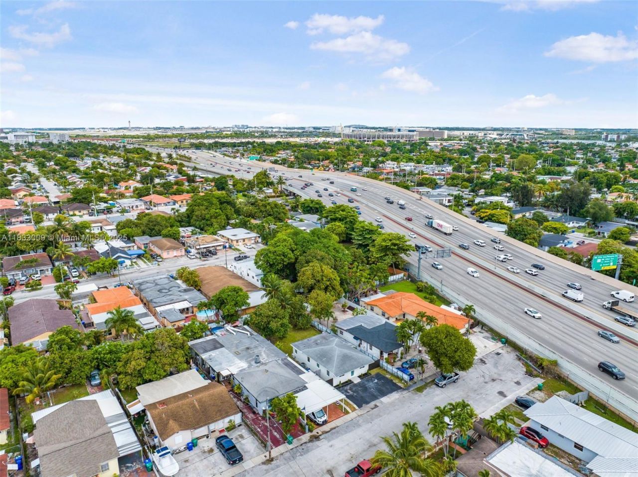 1232 NW 32nd Pl, Miami, FL 33125 Photo