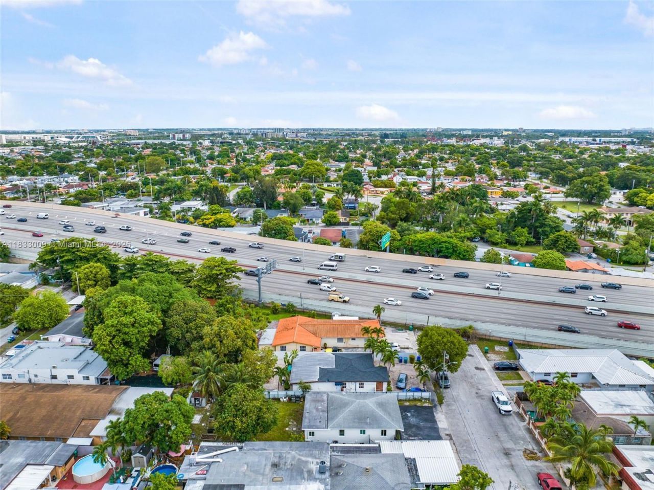 1232 NW 32nd Pl, Miami, FL 33125 Photo
