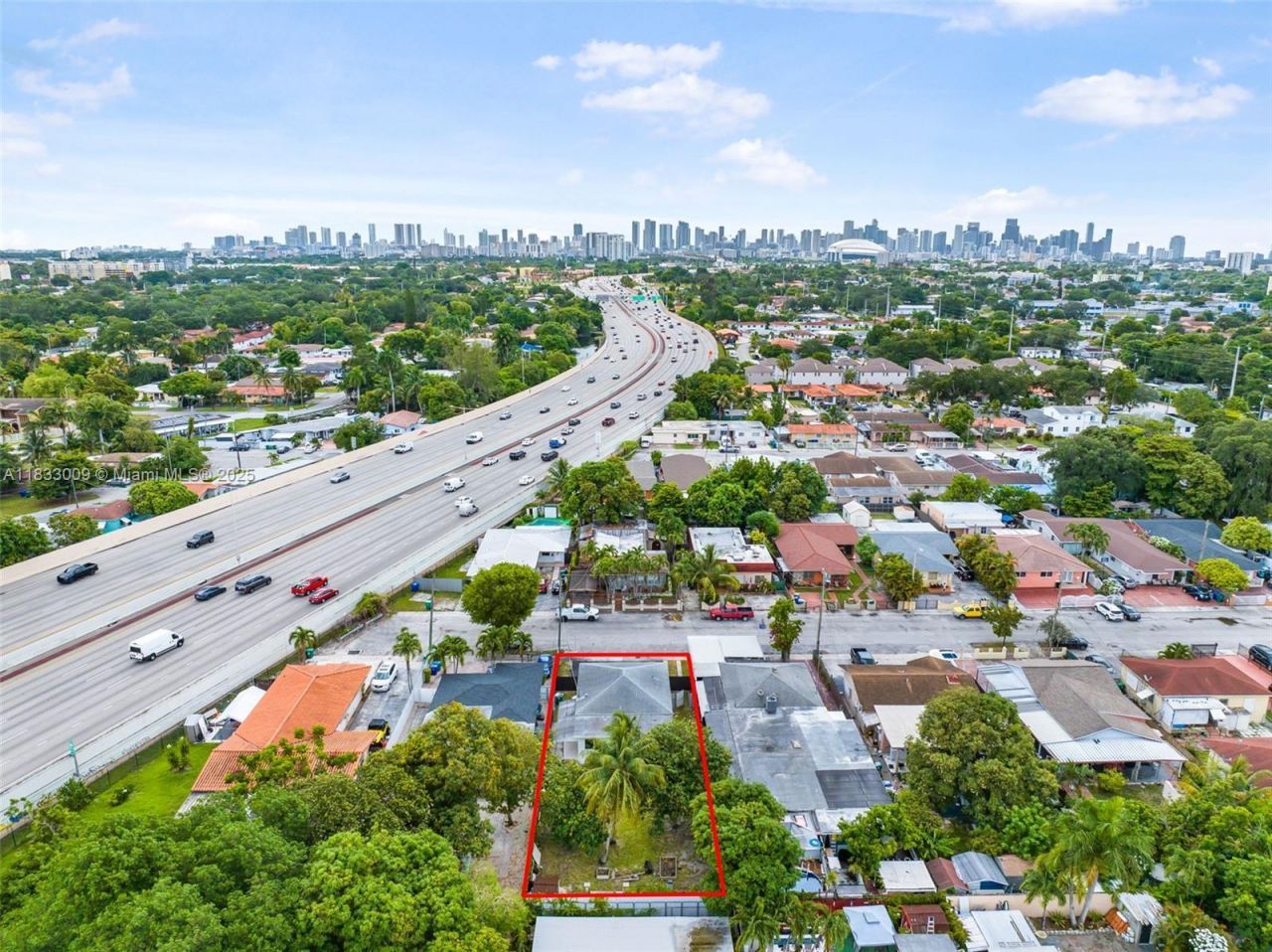 1232 NW 32nd Pl, Miami, FL 33125 Photo