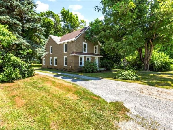 3530 VT Route 346, Pownal, VT 05261