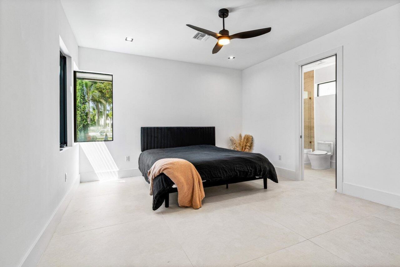 4825 Bocaire Boulevard, Boca Raton, FL 33487 Photo