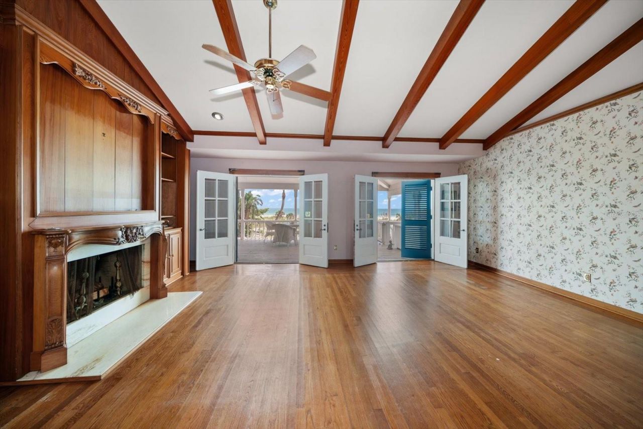 1114 Mandalay Point, Clearwater Beach, FL 33767 Photo