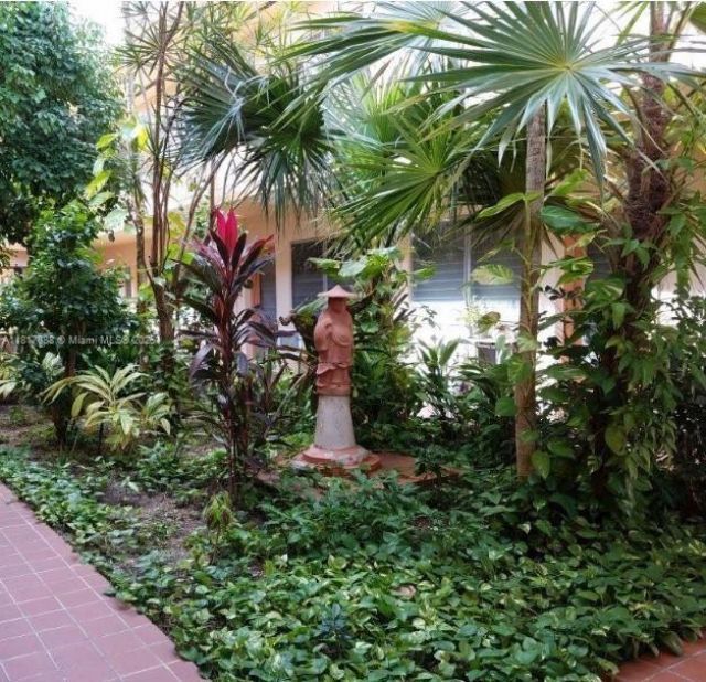 1050 Pennsylvania Ave, Unit 12-A, Miami Beach, FL 33139 Photo