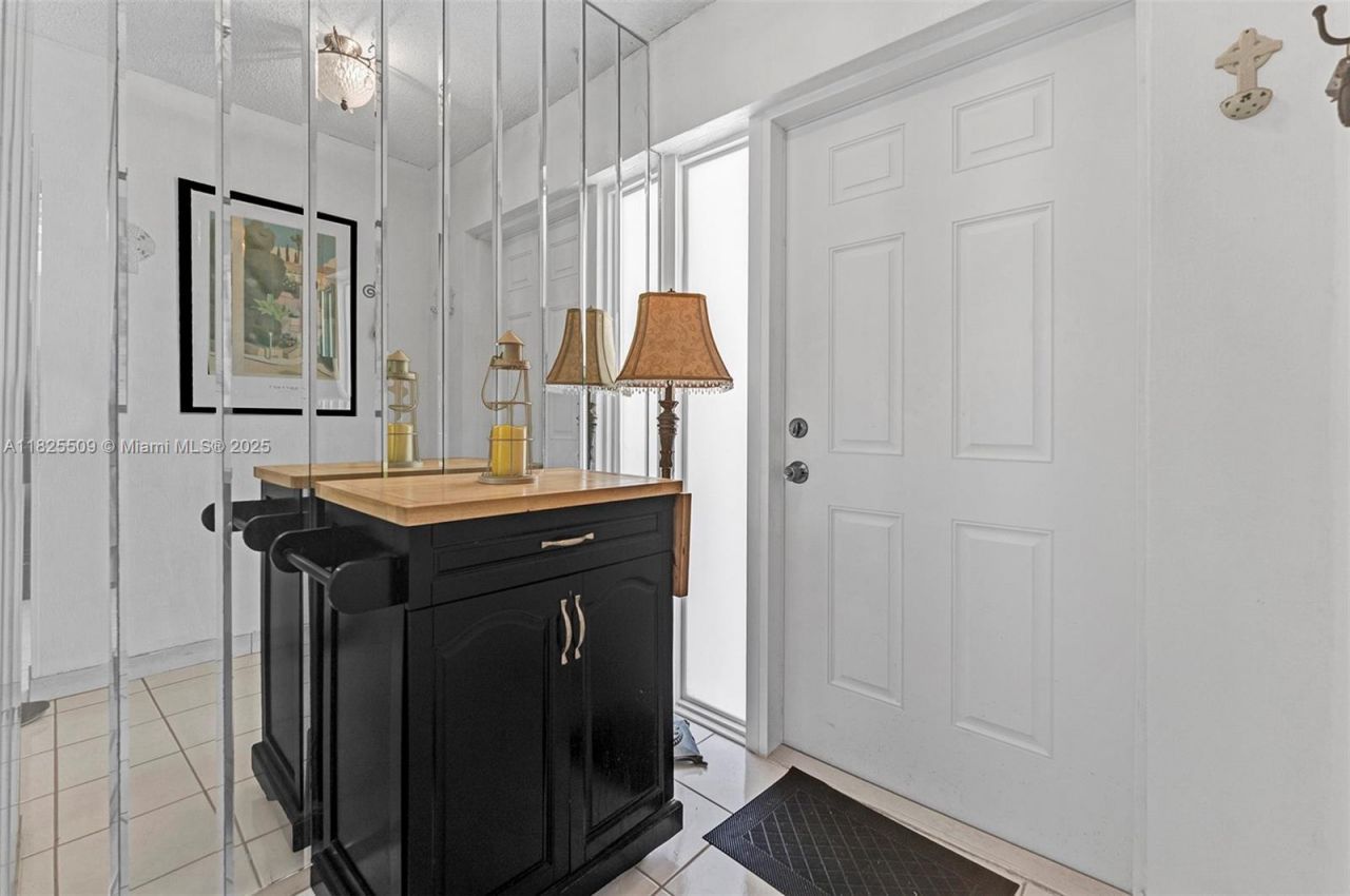 1169 Hillsboro Mile, Unit 111, Hillsboro Beach, FL 33062 Photo