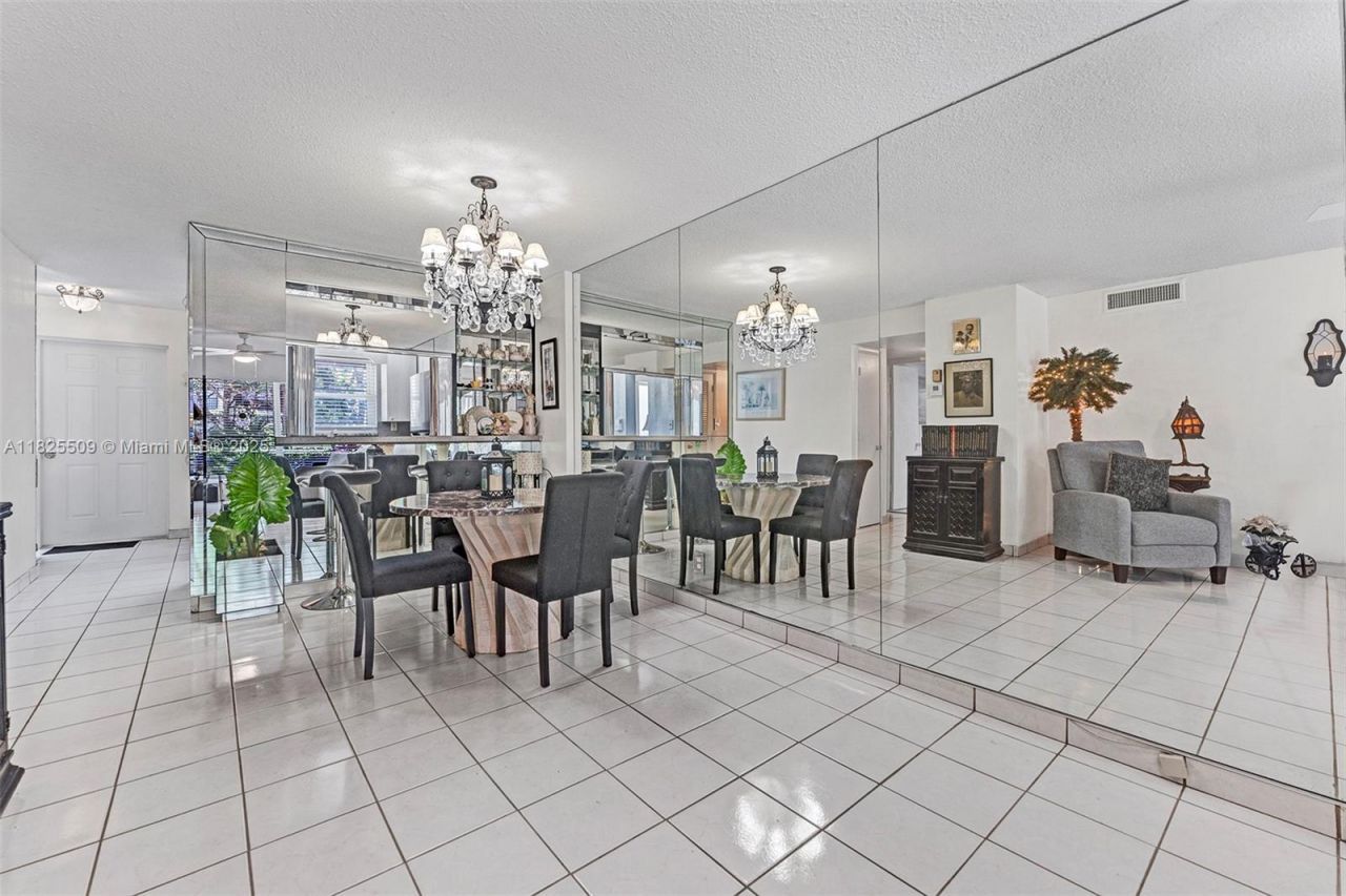 1169 Hillsboro Mile, Unit 111, Hillsboro Beach, FL 33062 Photo