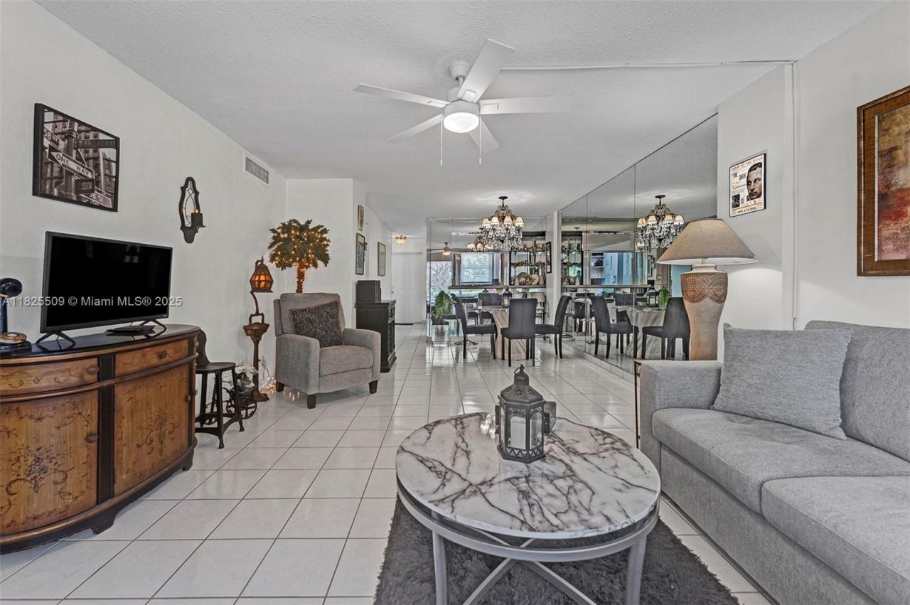 1169 Hillsboro Mile, Unit 111, Hillsboro Beach, FL 33062 Photo