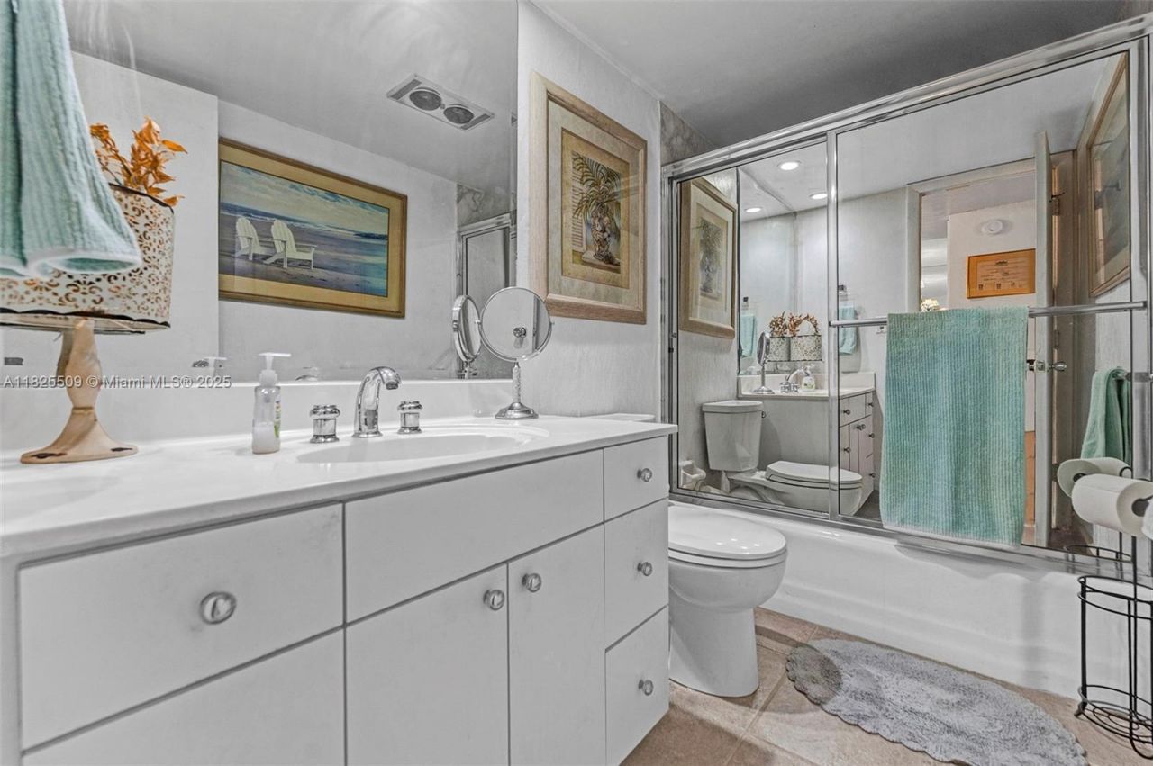 1169 Hillsboro Mile, Unit 111, Hillsboro Beach, FL 33062 Photo