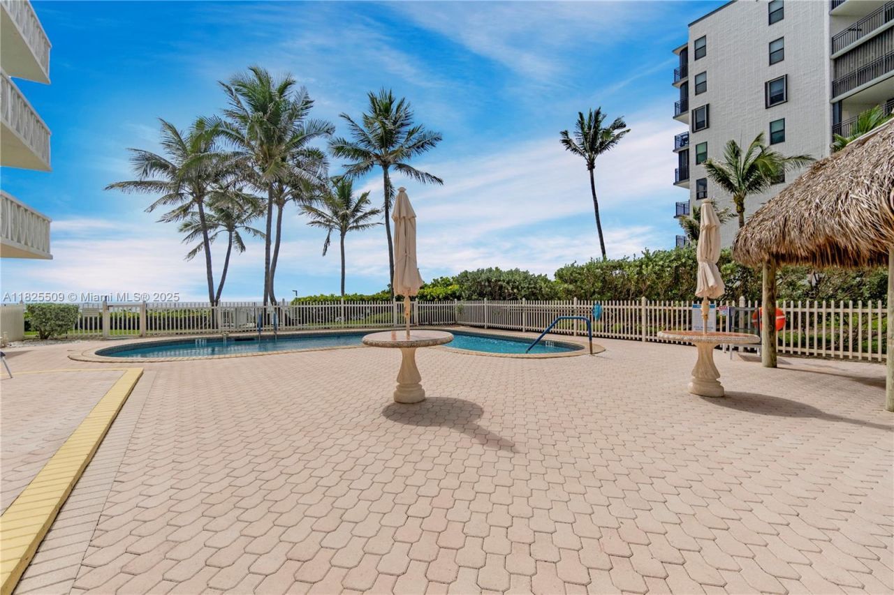 1169 Hillsboro Mile, Unit 111, Hillsboro Beach, FL 33062 Photo